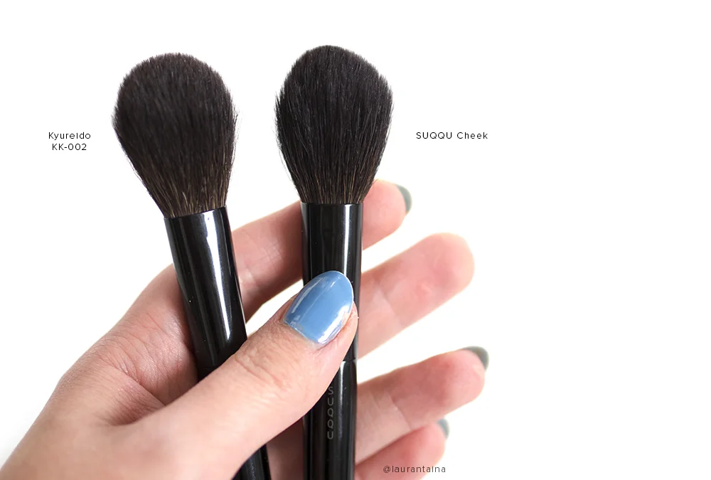 Kyureido KK-002 brush and SUQQU cheek brush