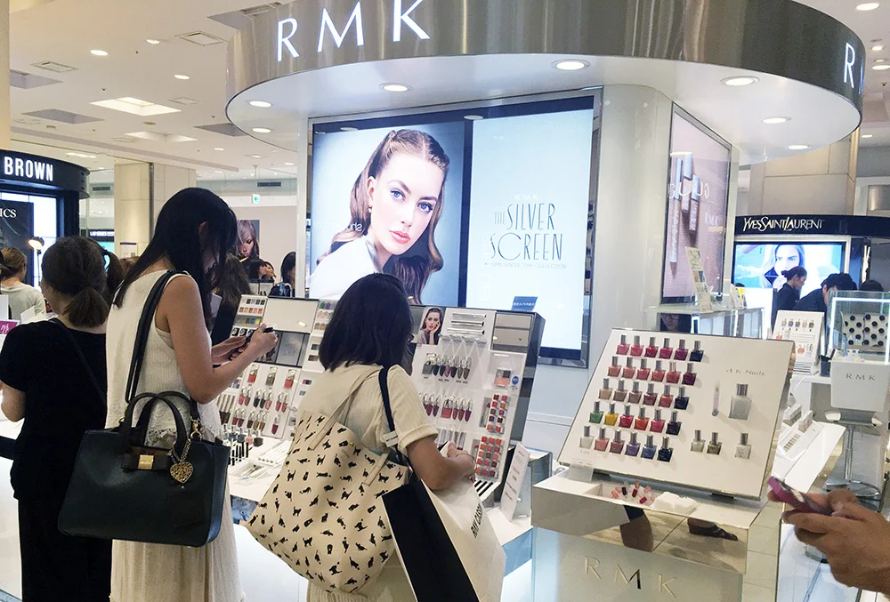 Japanese cosmetics shopping in dept. stores