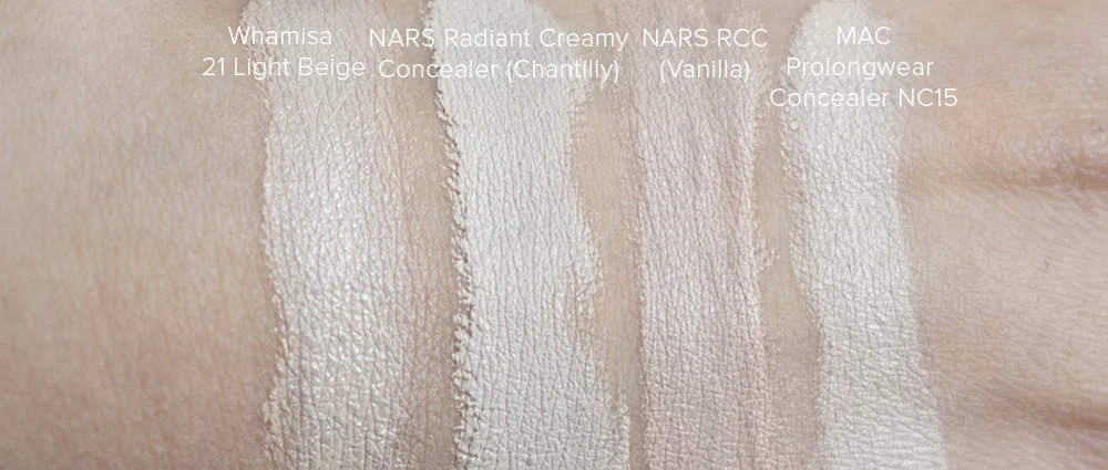 Whamisa Organic Flowers BB Pact Swatches | Laura Loukola Beauty Blog