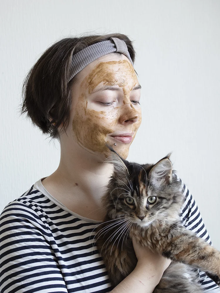 Kora Organics Turmeric Brightening & Exfoliating Mask Review | Laura Loukola Beauty Blog