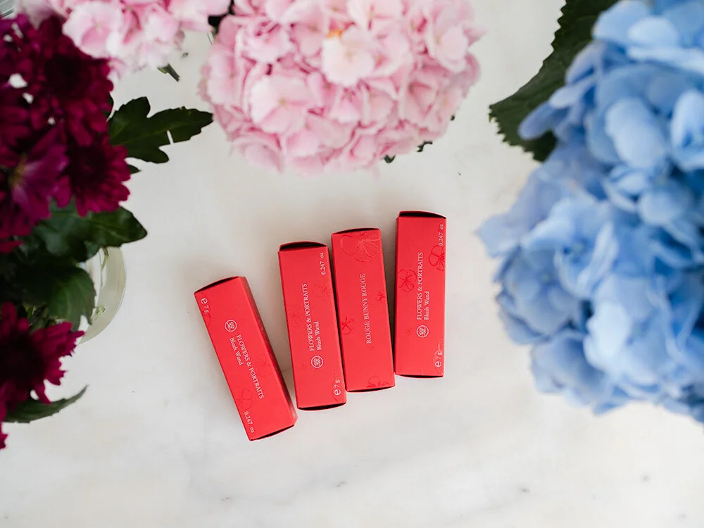 Rouge Bunny Rouge Blush Wand FLOWERS & PORTRAITS review | Laura Loukola Beauty Blog