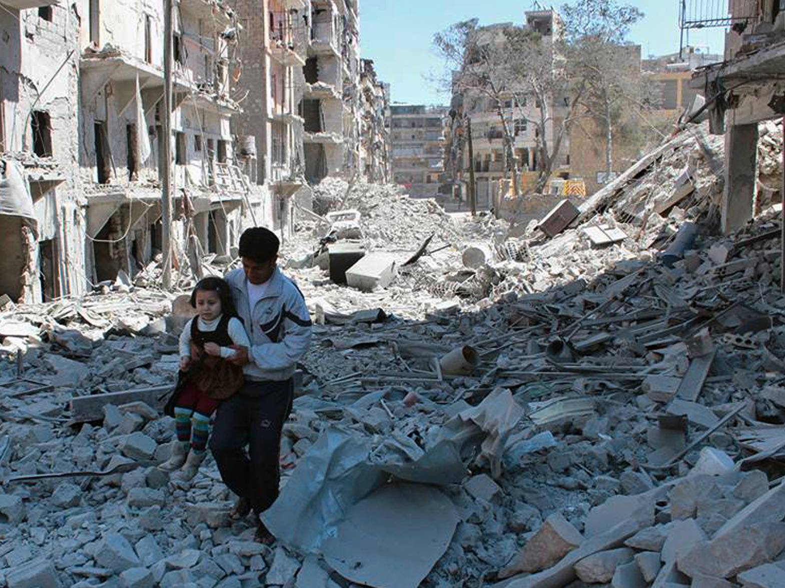 losing-ground-by-the-minute-syrian-rebels-are-losing-aleppo--and-perhaps-also-the-war.png