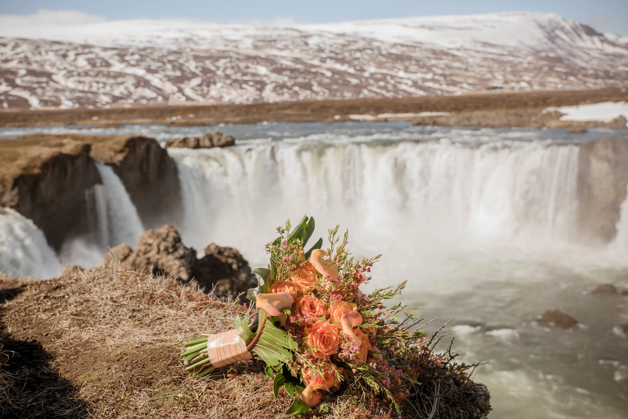 Iceland Wedding Photos-9.jpg
