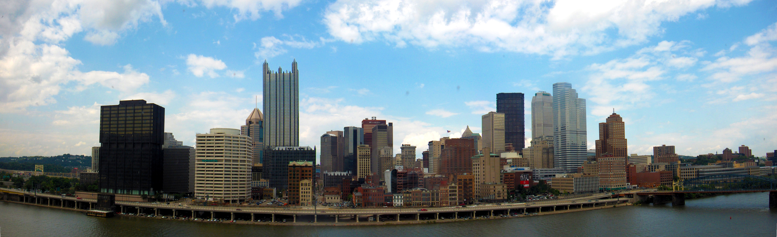 Skyline, Pittsburg, PA, July 2004