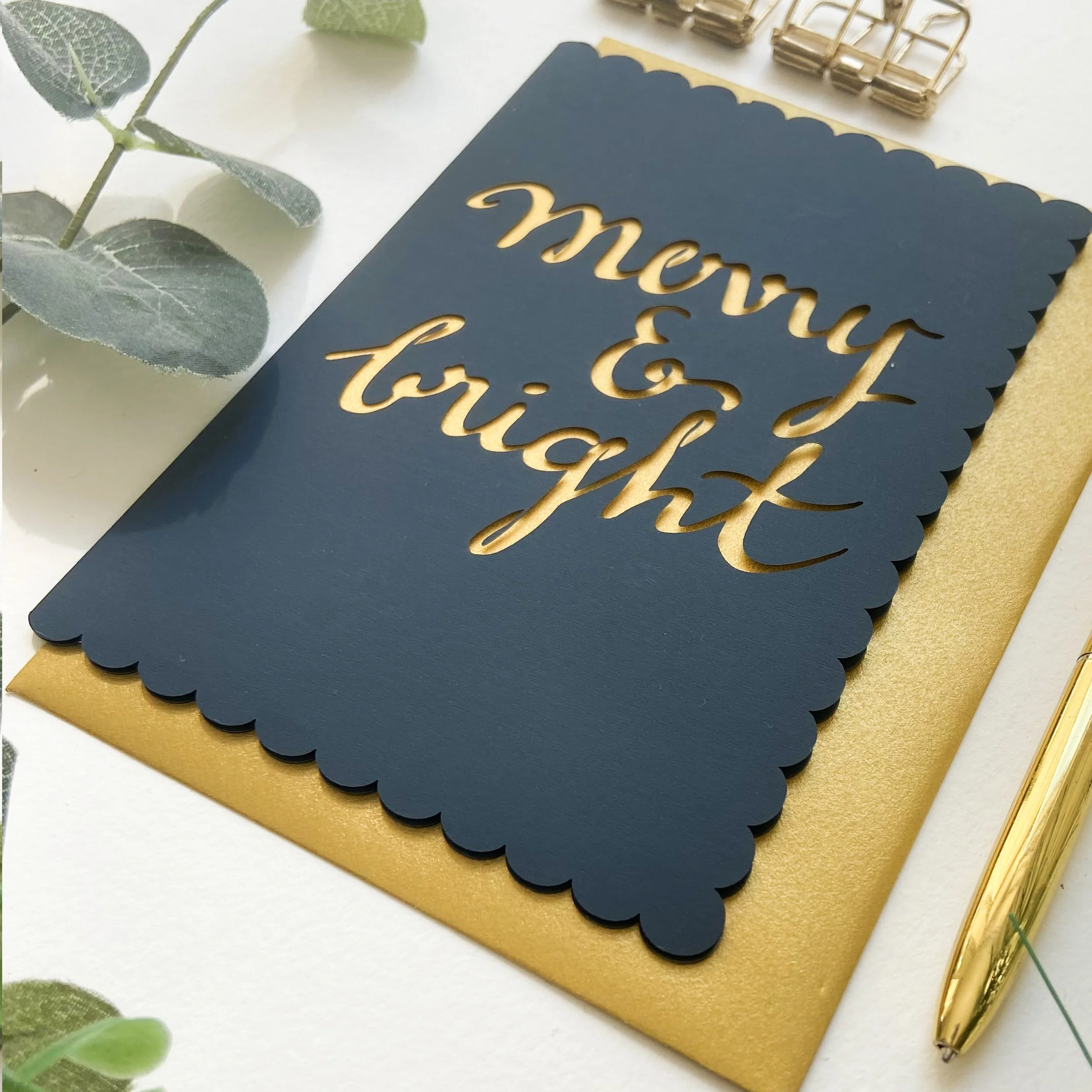 C17-01 MERRY & BRIGHT (2).jpeg