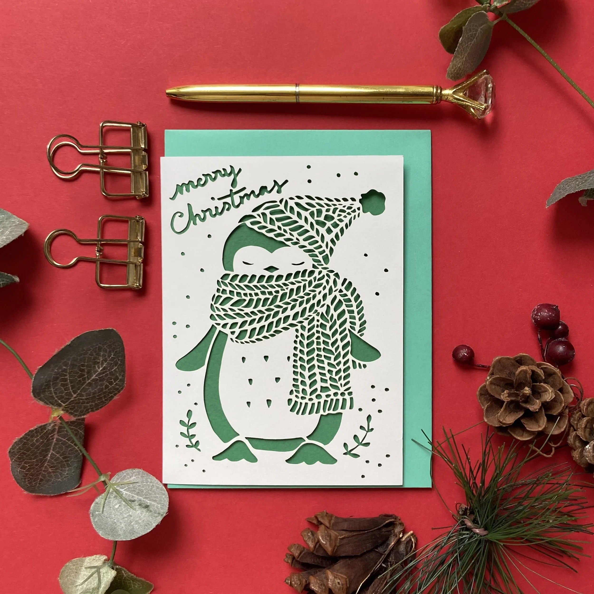 C17-22G- Little penguin Christmas card.jpeg
