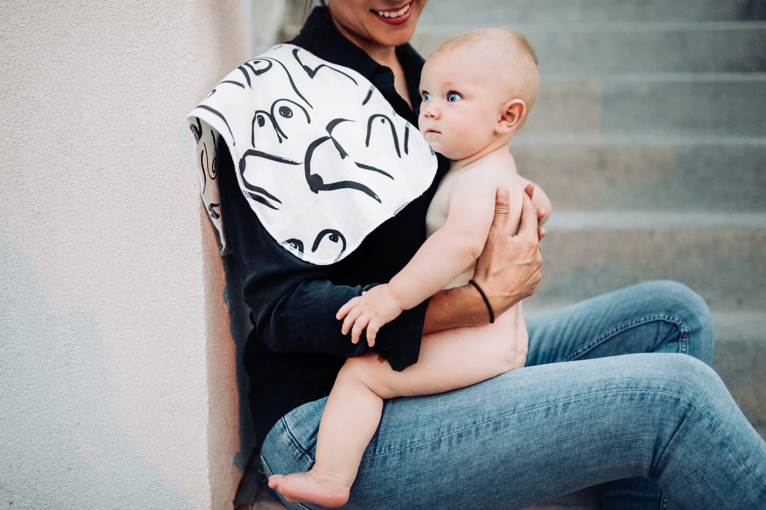 the+little+milk+bar+boobs+baby+blanket+top+baby+shower+gift+for+breastfeeding+moms+2.jpg
