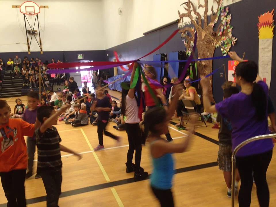 Students performing at Hitting the Hi Cs - Photo by Fabricio Olsson.jpg
