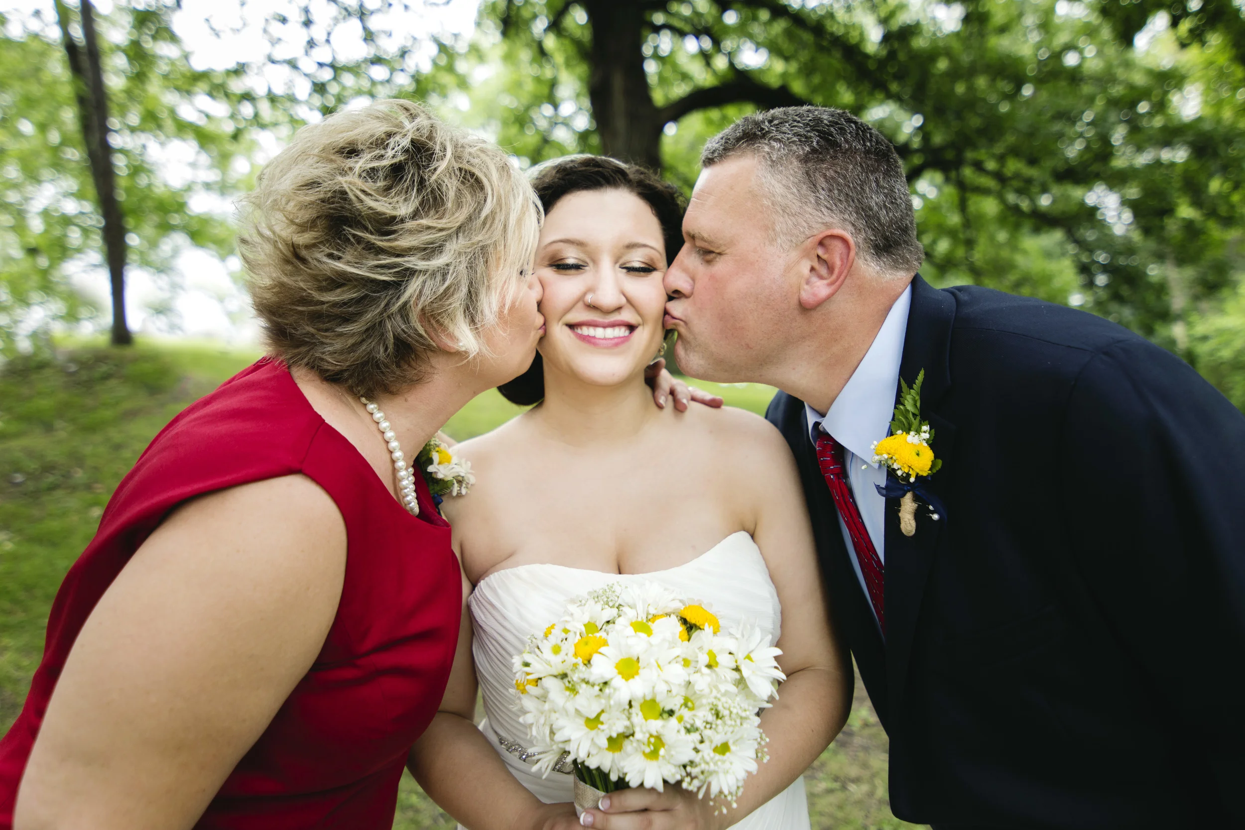 Angela + Josh – Genuine Photography