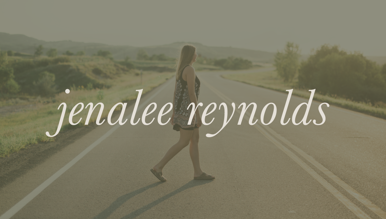Jenalee Reynolds | Bismarck, ND Senior Photography