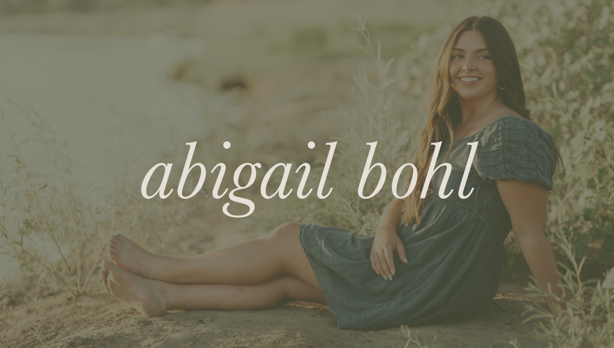 Abigail Bohl  |  Bismarck, ND Senior Photography