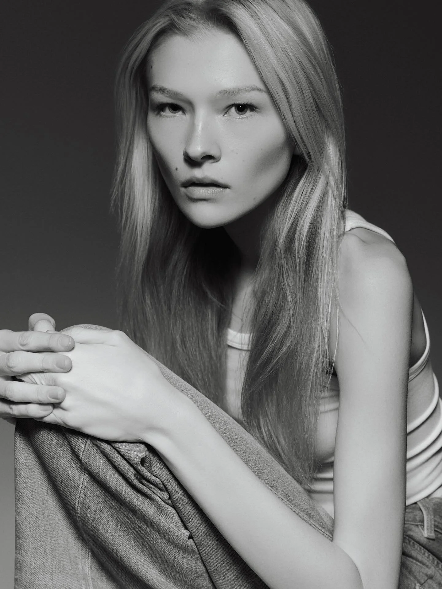 Ella

@ella.d.butler 
Rep @vnymodels 
Photo by @imacheesecake 
Studio @studio.m.nyc