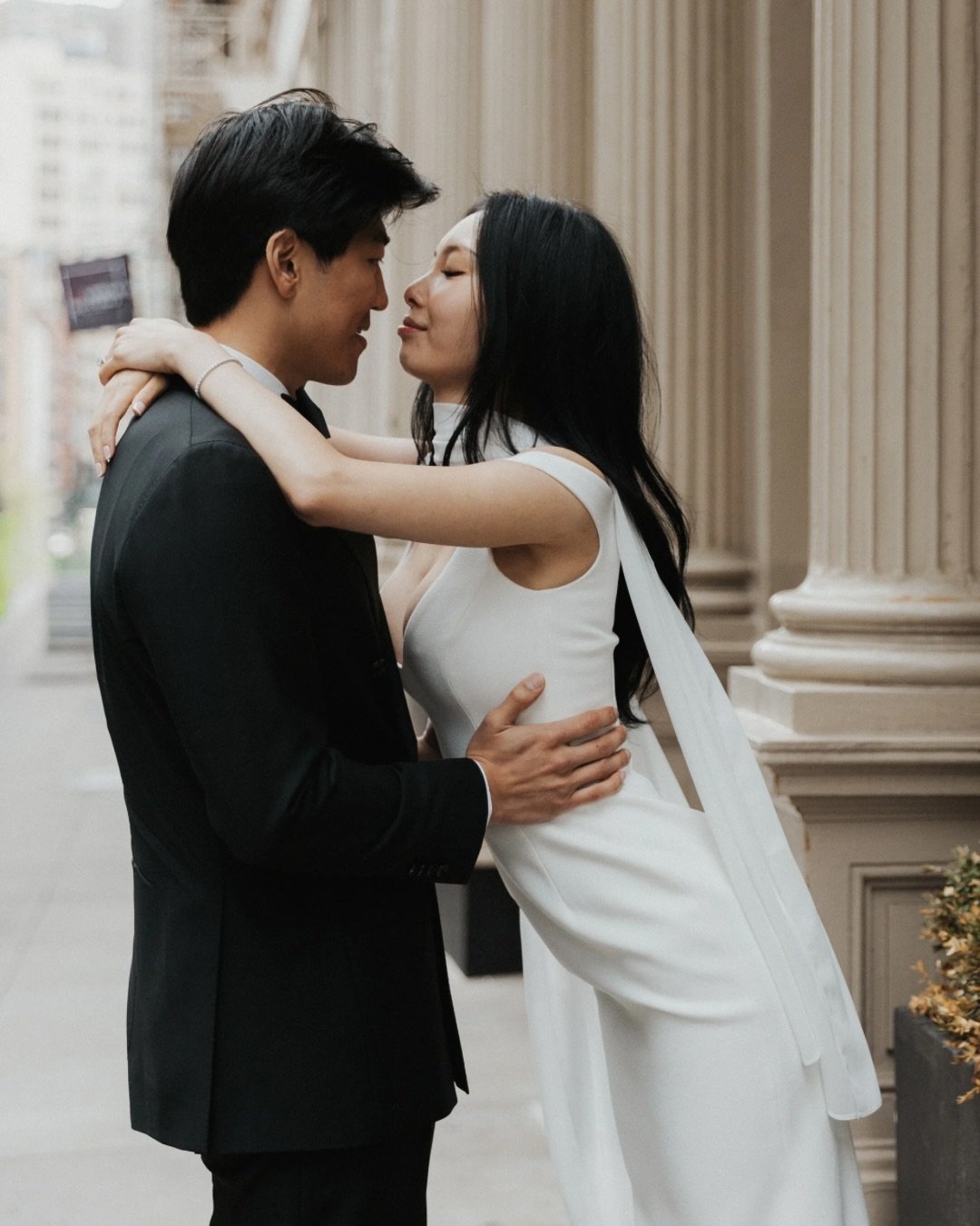 Biiiig congratulations to Jamie &amp; Joshua on their beautiful elopement 🤍💍 it was an honor being able to capture this sweet moment for them! 🥹

#weddingphotographer #nycelopement #nyccouplephotographer #elopementphotographer