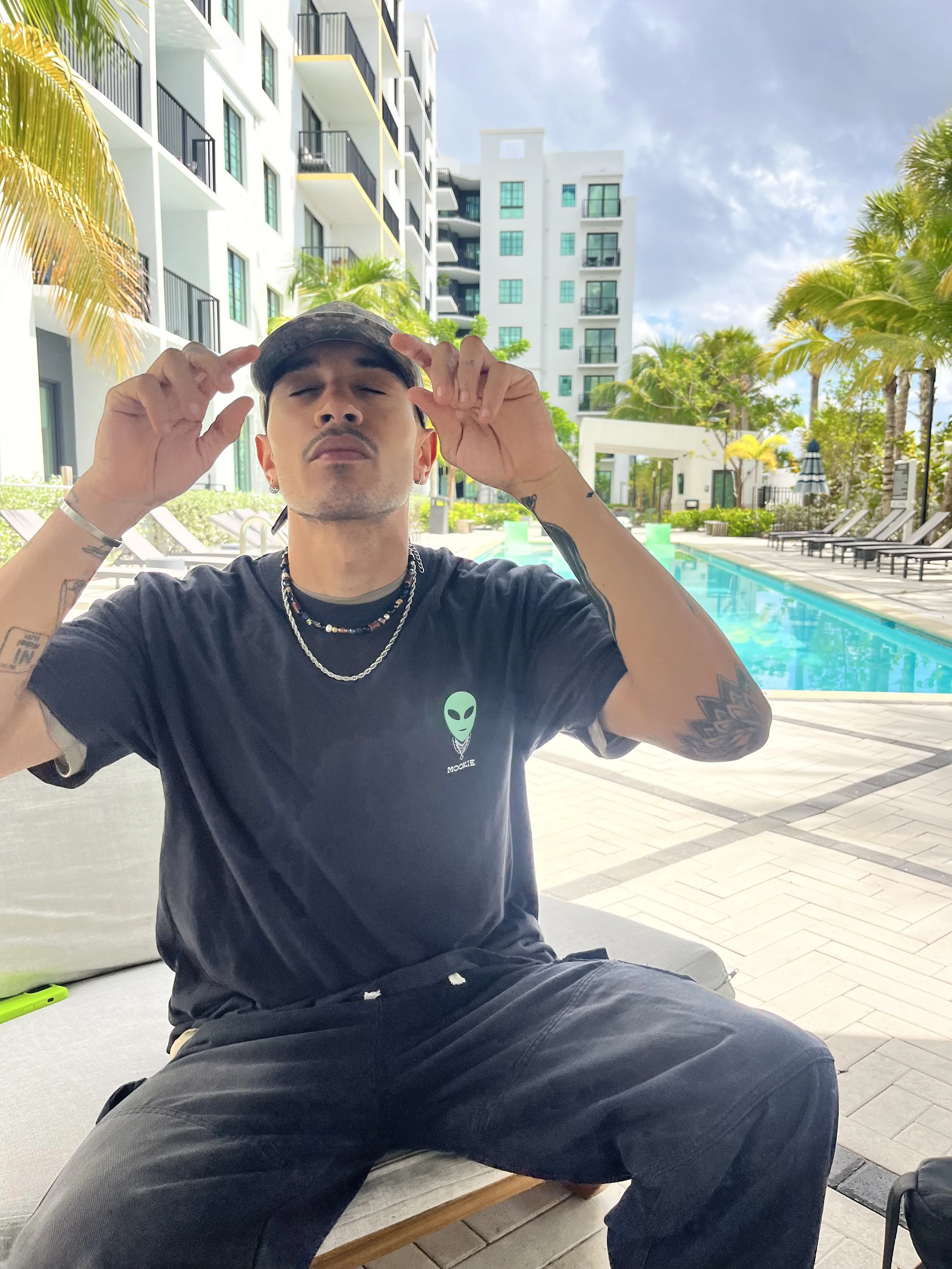 MOOKIE_ALIEN_6.jpg