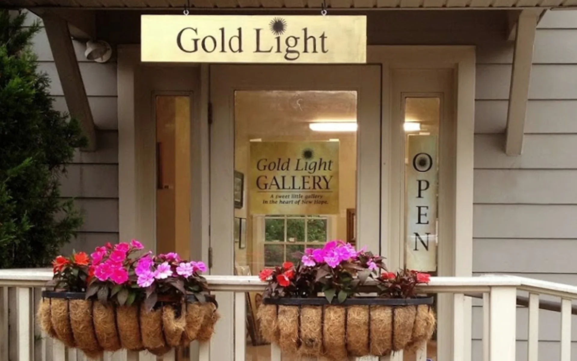 GOLD LIGHT GALLERY JURIED EXHIBITION