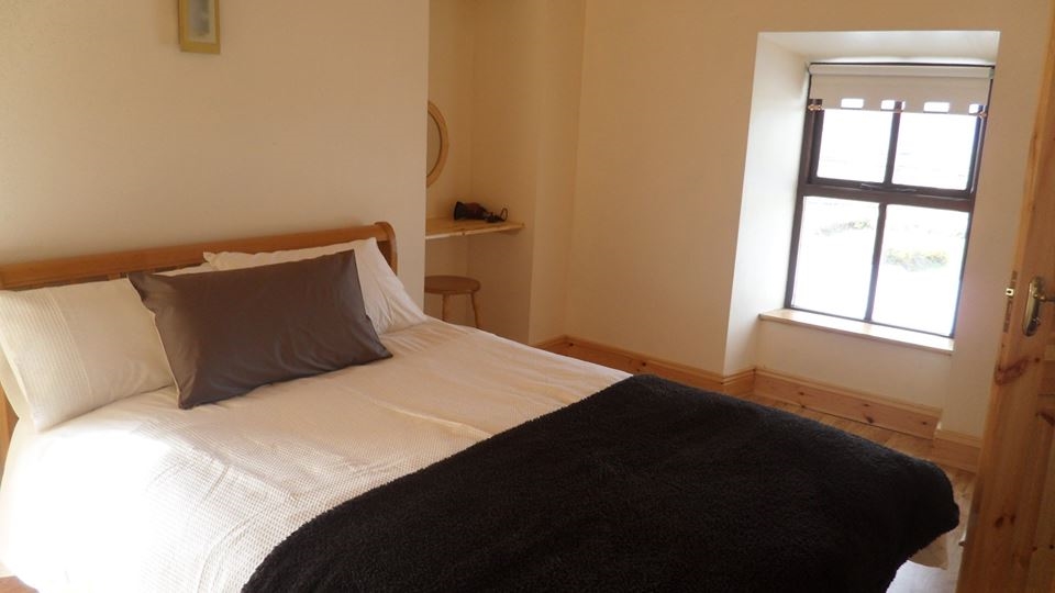 Upstairs En-Suite Bedroom