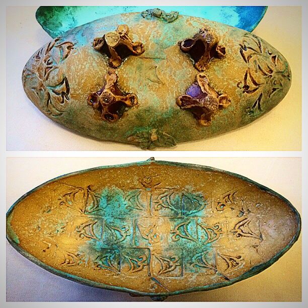 Rustic footed bowl * Hand-sculpted ceramic *