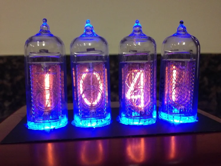 Another close up of the Nixie tubes.