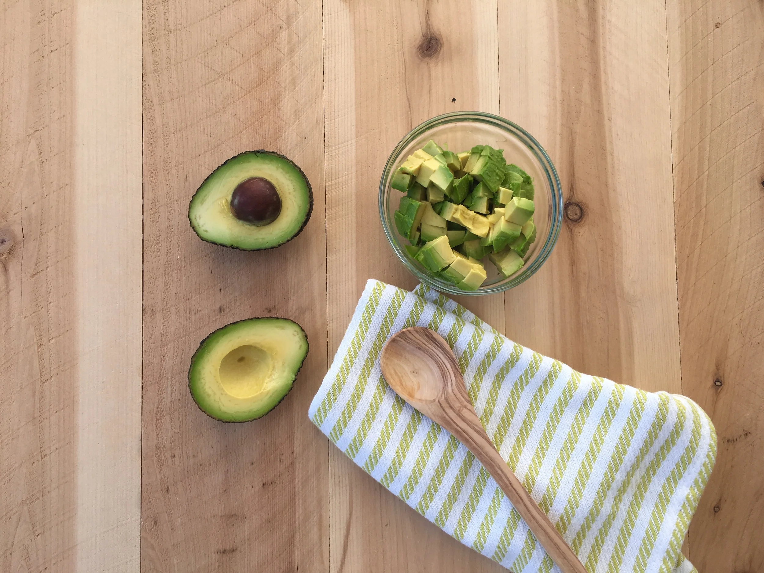 See those little bruises in the hollow of the avocado? INEXCUSABLE!