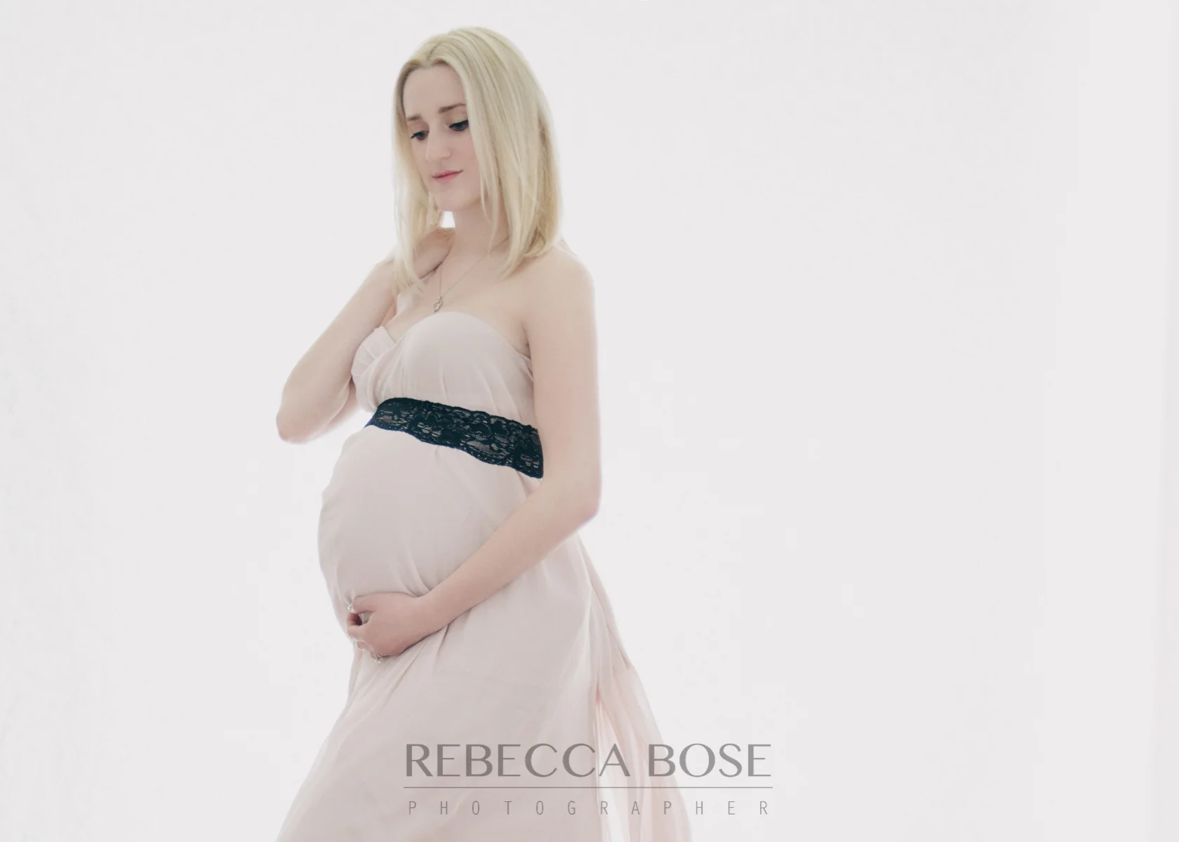 Glamorous Pregnancy Portraits