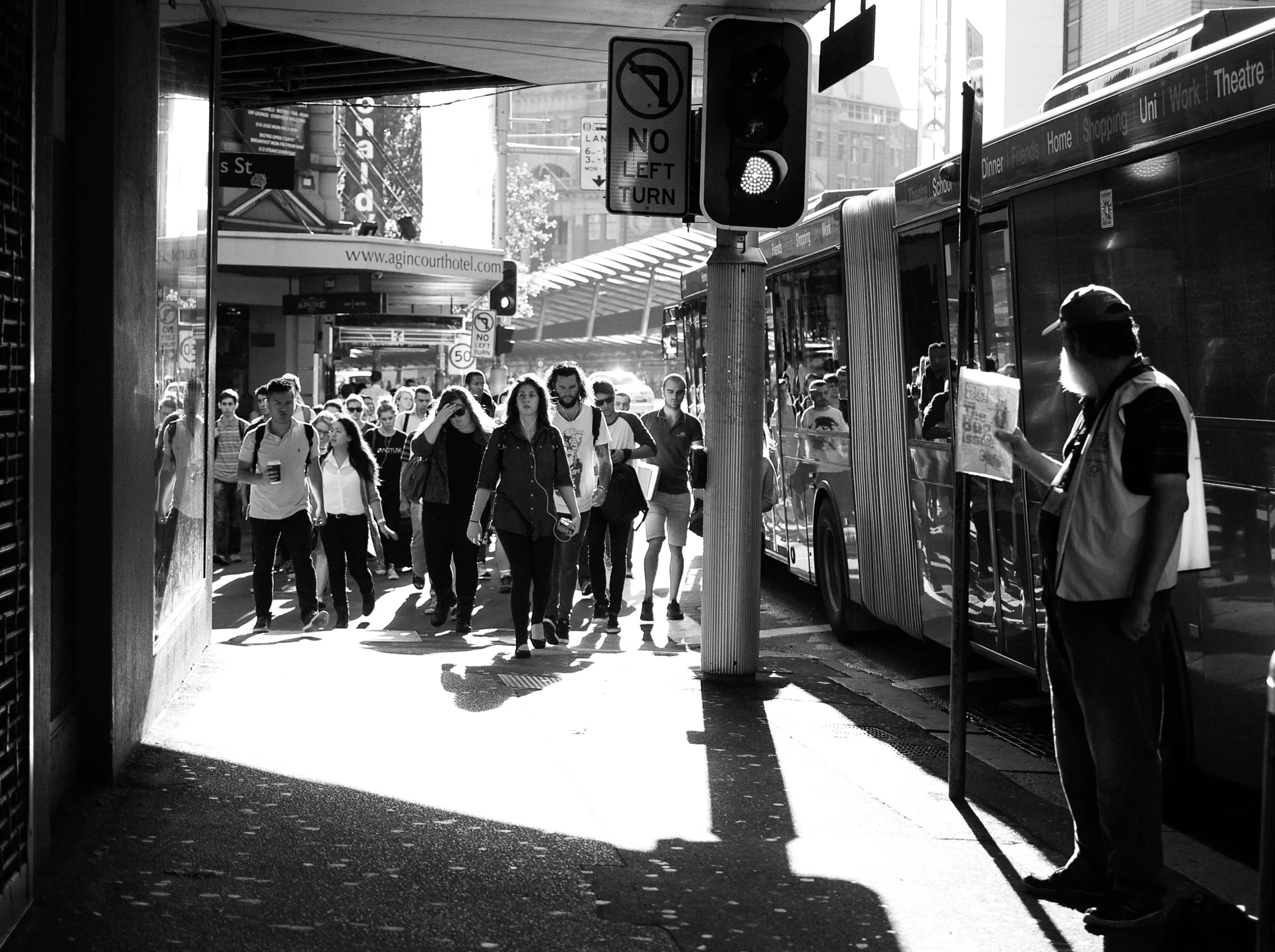 Too many people in the frame may make it harder to find a composition.