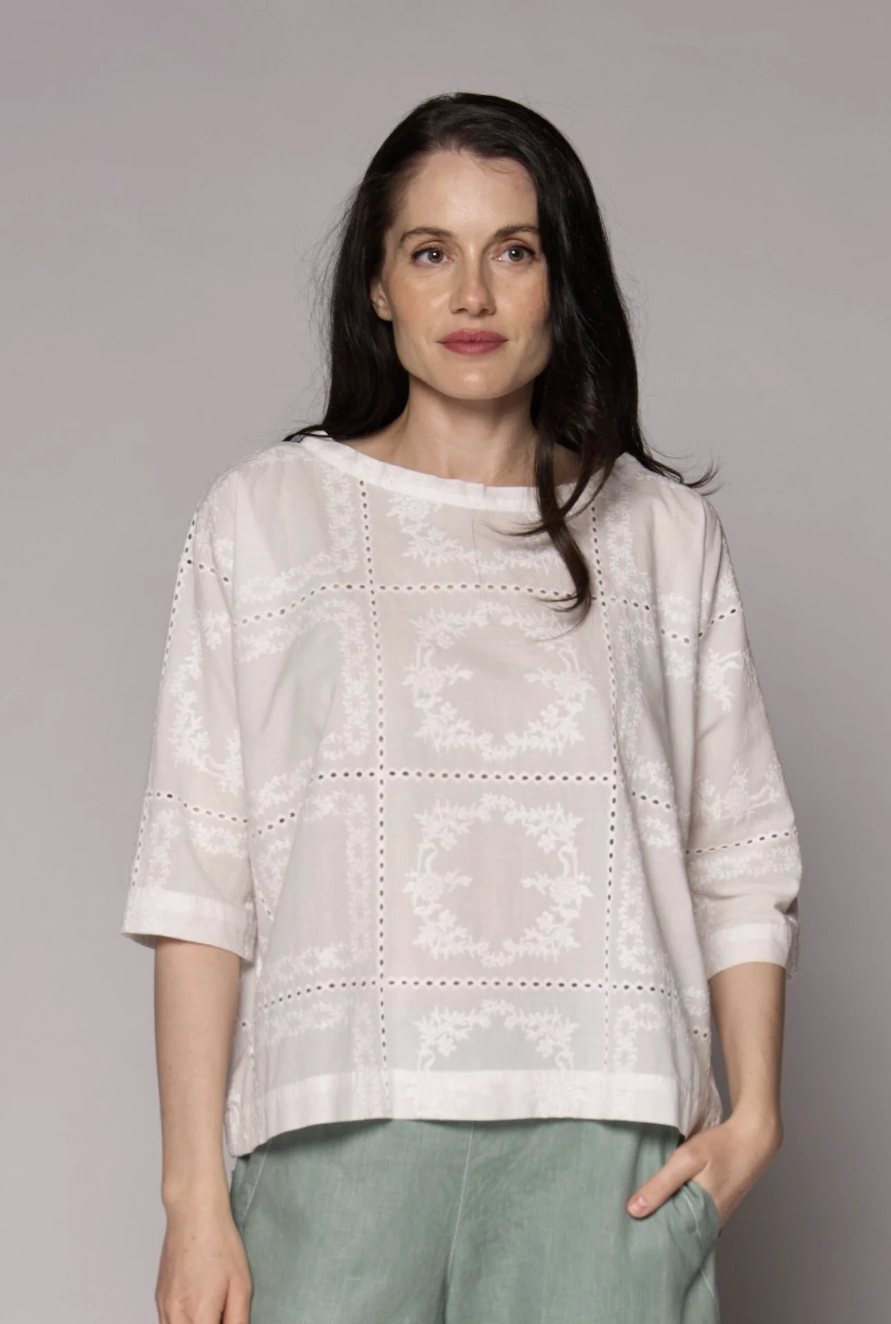 Muse – Matilda Embroidered Top in White