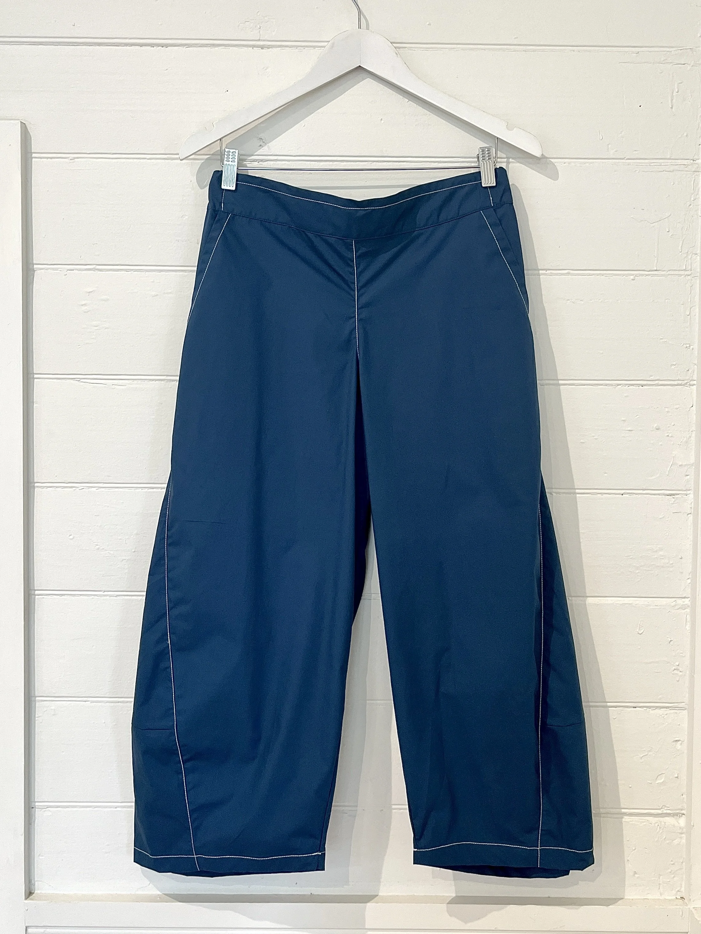 Muse – Sable Cotton Pant in Navy