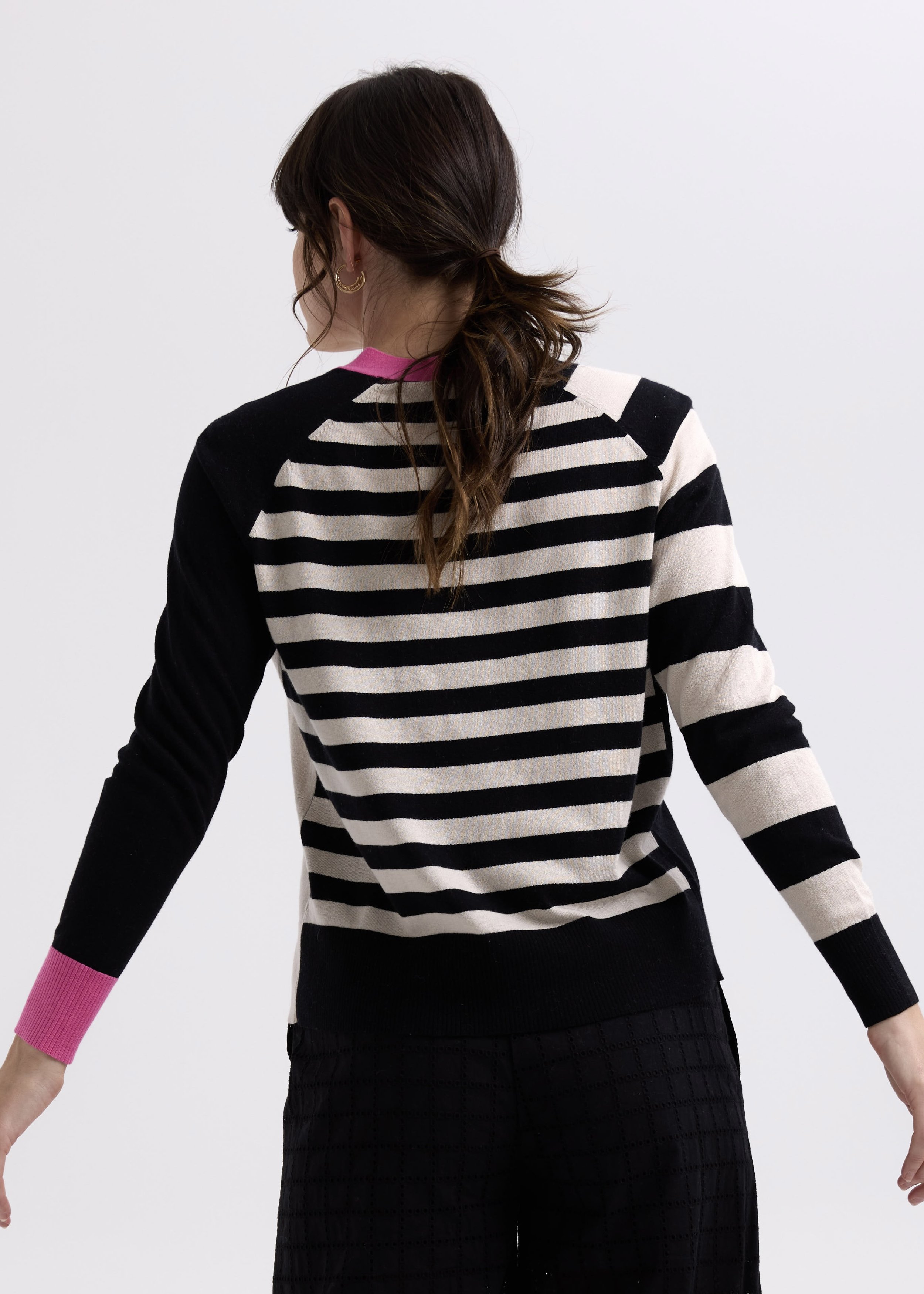 ZP7704 BLACK 4.jpg