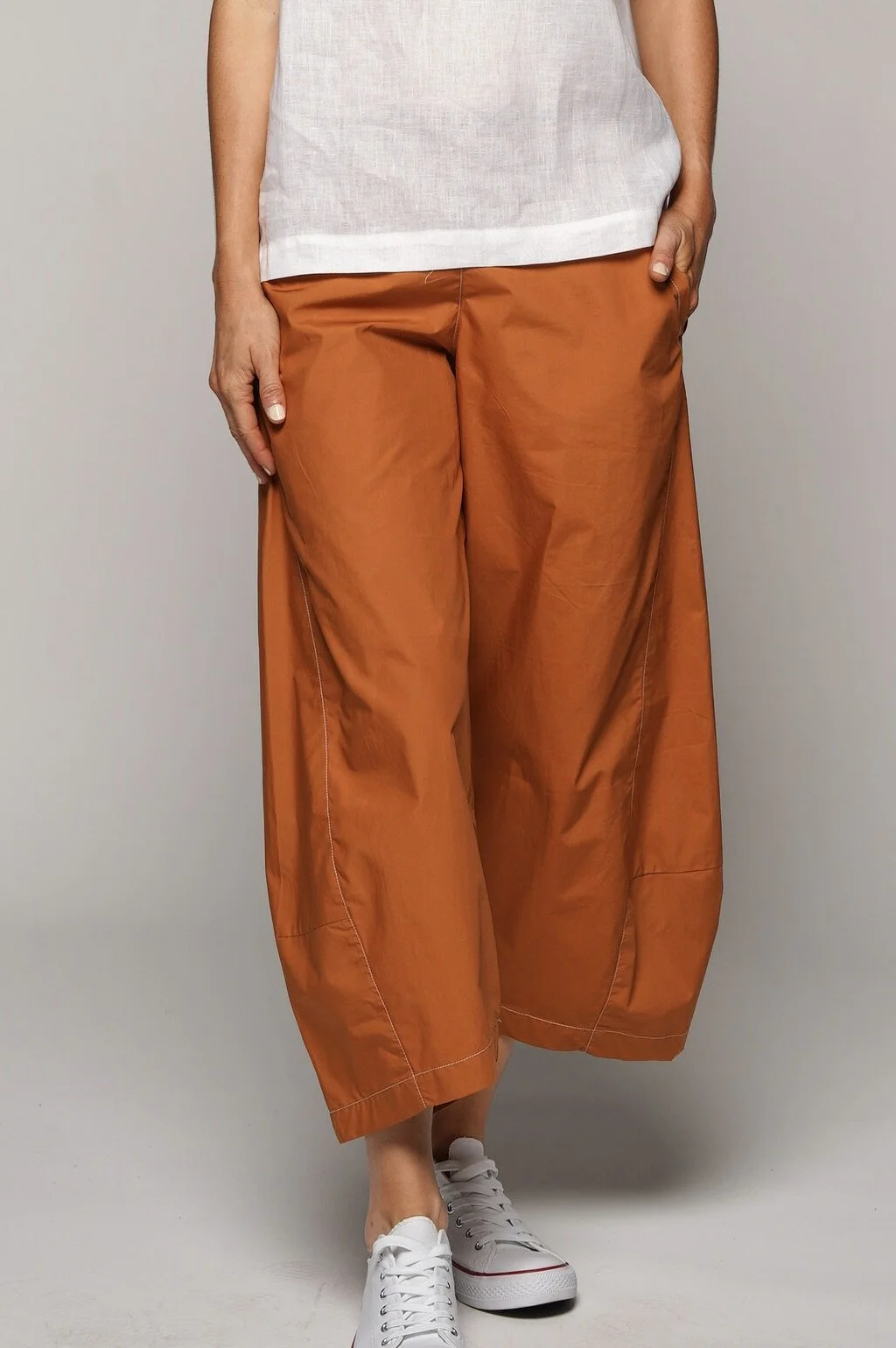 Polly-Top-Sable-Pant_3170(1).JPG