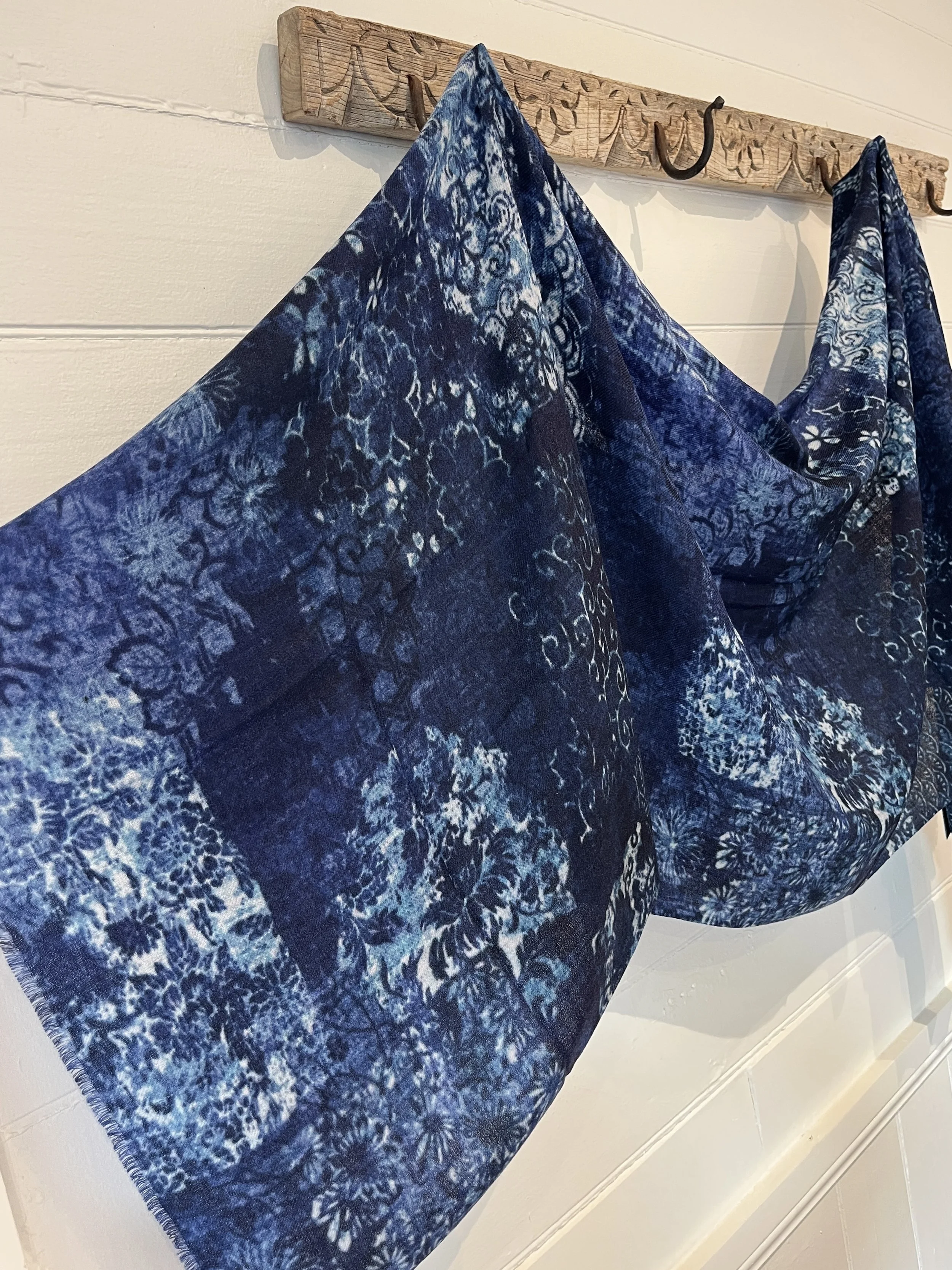 Tradition Textiles – Merino Wool Scarf
