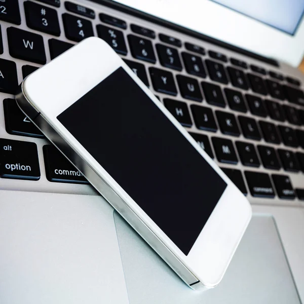 Supply Chain Consolidation: Rationalizing Packaging Complexity for Profit