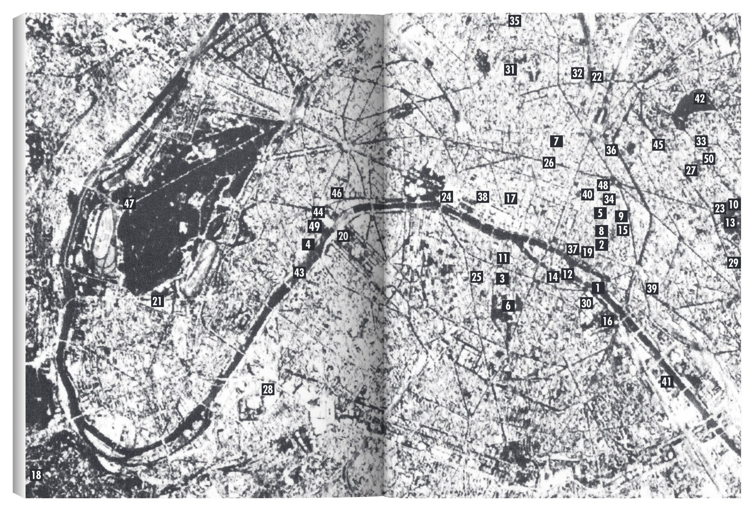 AMI_SIOUX_PARIS_no_bleeds_single_pages_spread_59.jpg