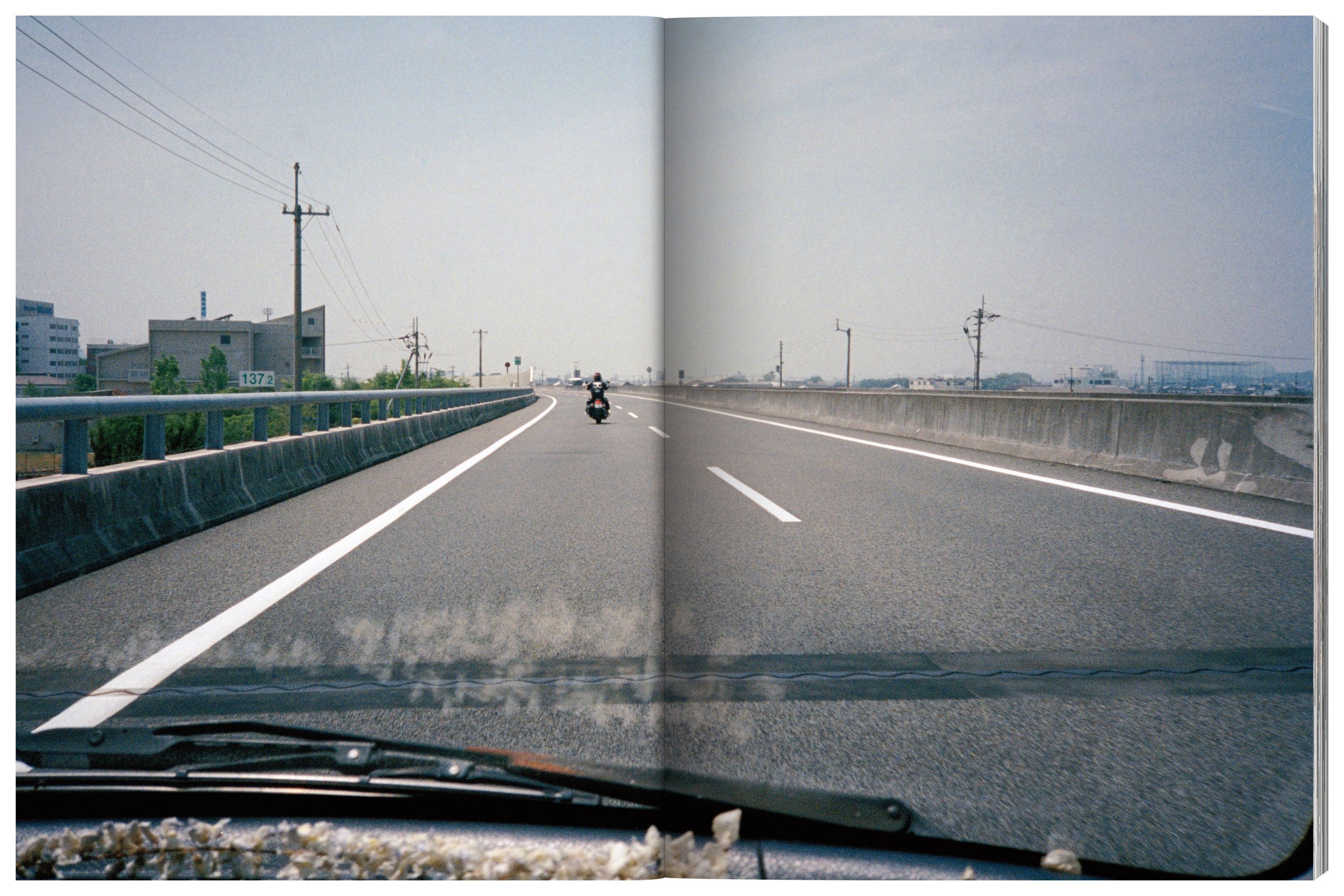 LIVRE_FINAL_spread_5.jpg