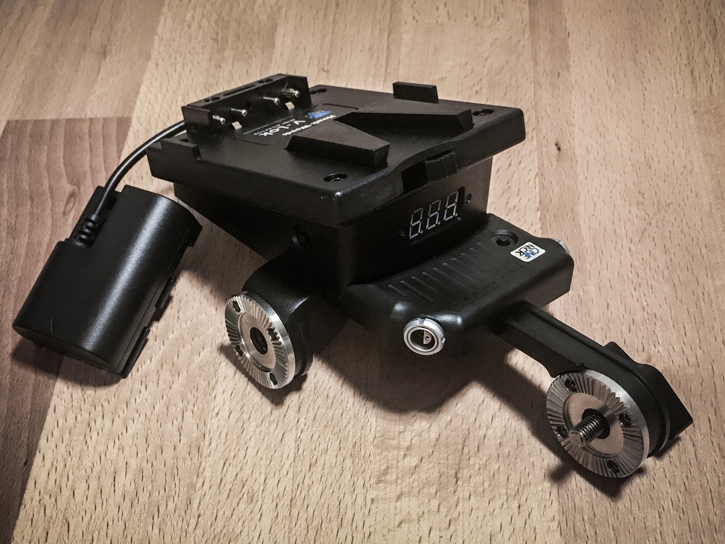The Power Plus Add-On introduces a battery module upgrade to your system, useful for power-hungry setups. Available in Gold-mount or V-lock and features an LED voltage readout display.
