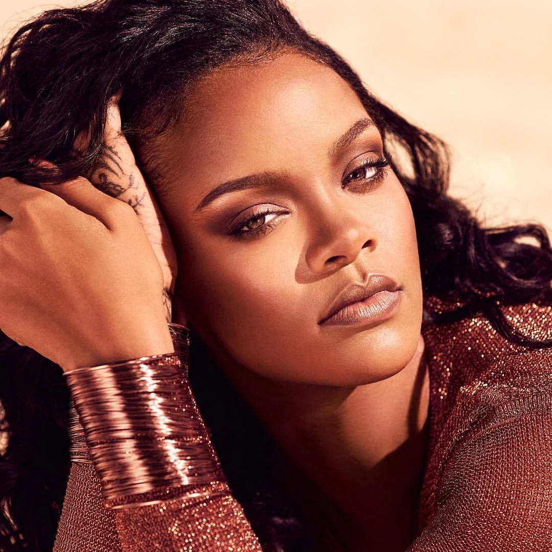 rihanna/sunstalkr/campaign