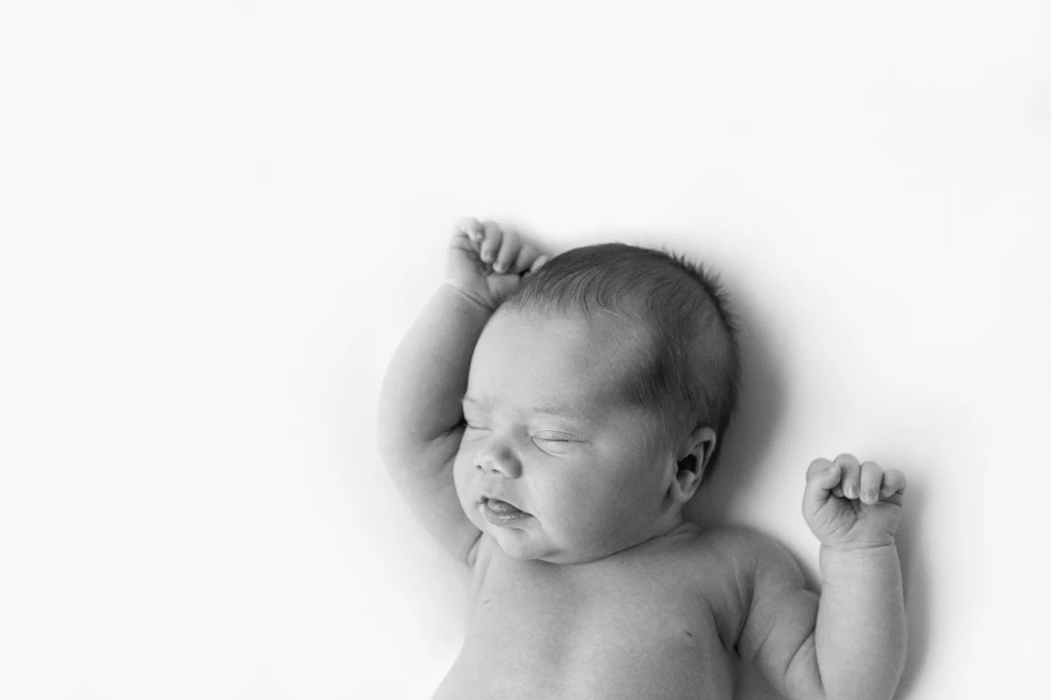 newborn-baby-simple-timeless-classic-elegant-clean-lifestyle-minimalist-family-minimalistic-photo-session-shoot-spino-photo-walnut-creek-lafayette-orinda-photographer-14.jpg