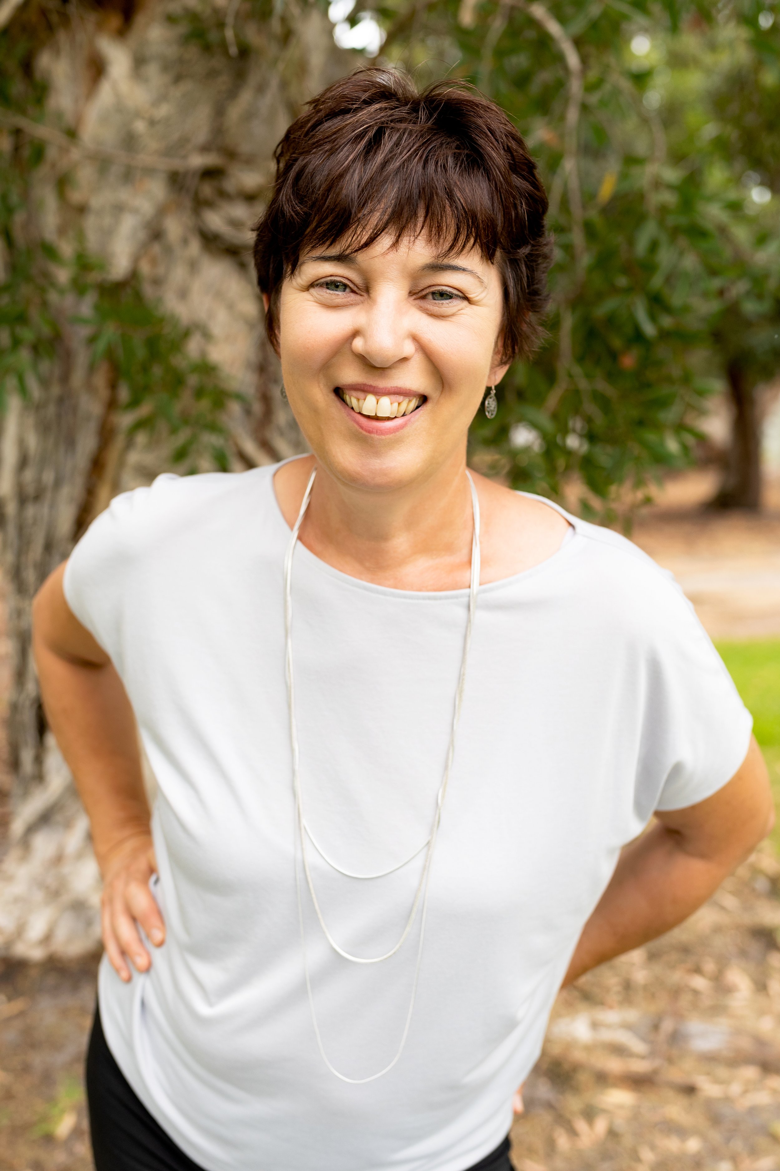 Women's Natural Headshots by WA Photographer Felicity Ford