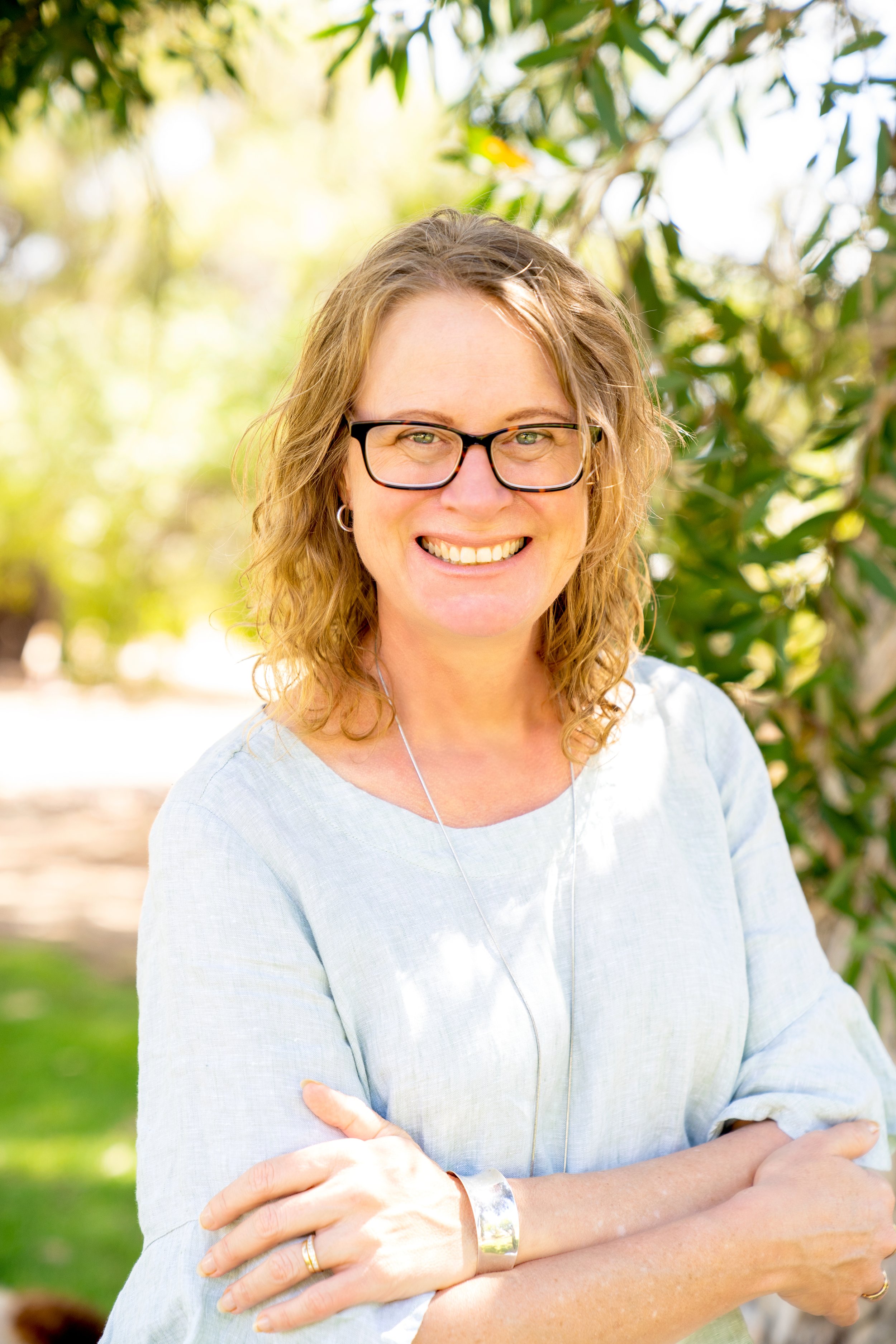 Women's Natural Headshots by WA Photographer Felicity Ford