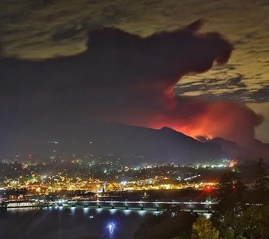 The #eaglecreekfire was pretty close to us and we are sure you have some ash on your windows. Give us a call