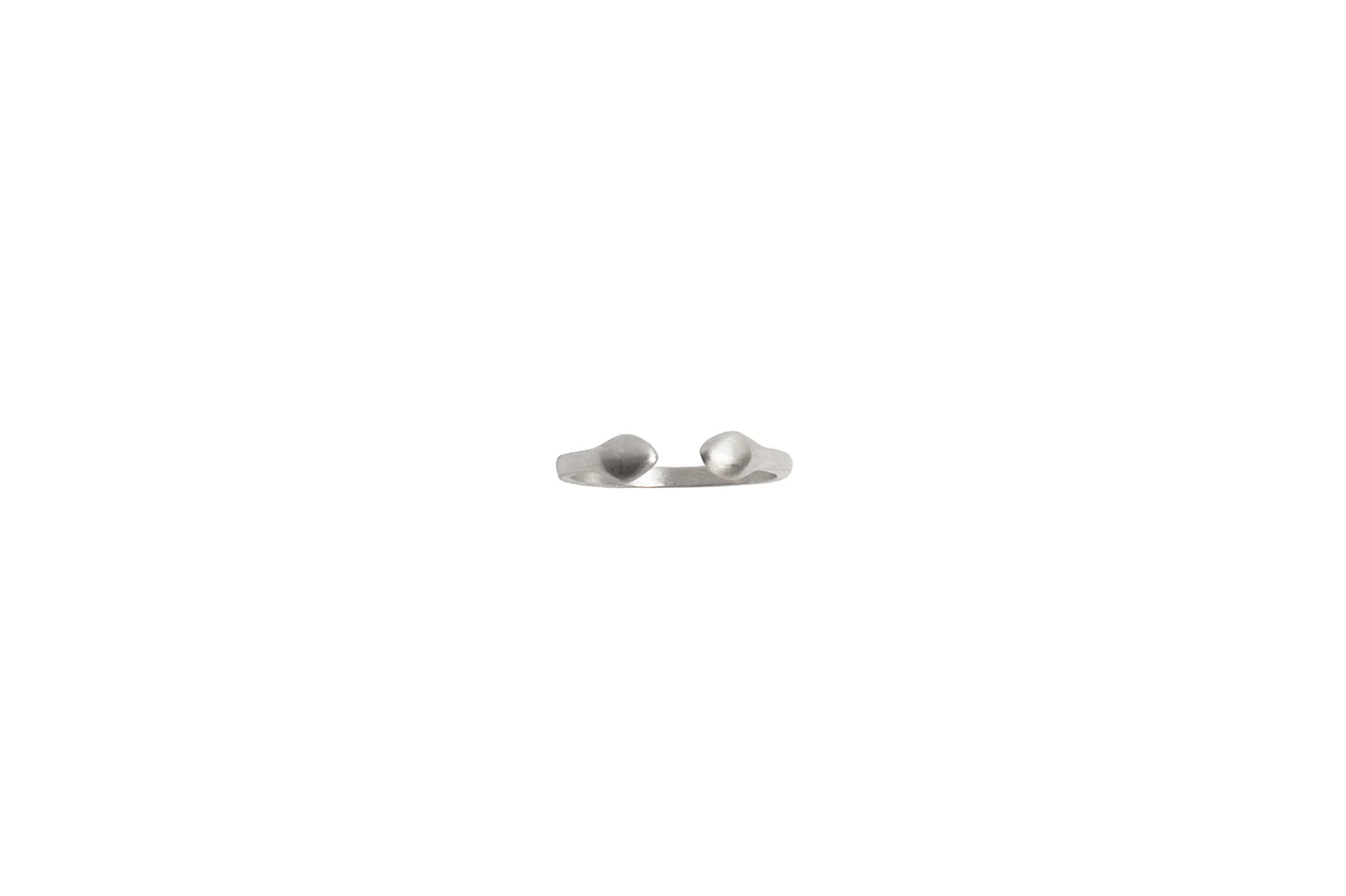 aziza_plain_ring.jpg
