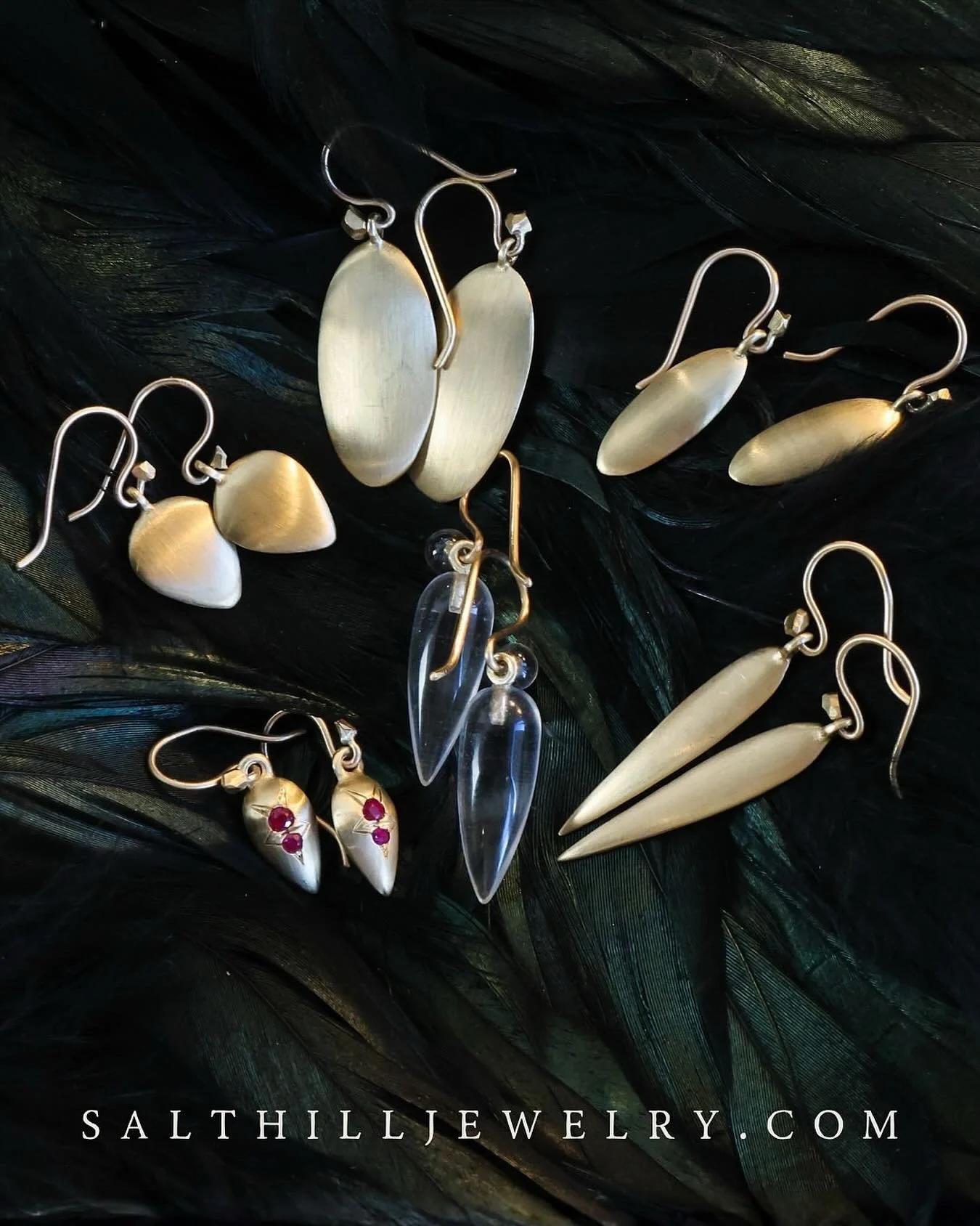 The holiday jewelry edit is here. Winter 25/26 collections have arrived and feature new pieces worthy of becoming modern heirlooms. 💎

Shop with our women-owned, independent fine jewelry store in our shop and online. 🎁  Shop new collections, one-of