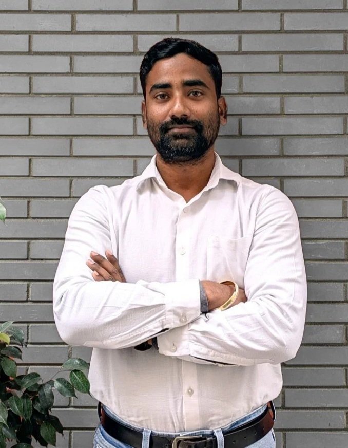 Sumit Chaudhary | Site Incharge