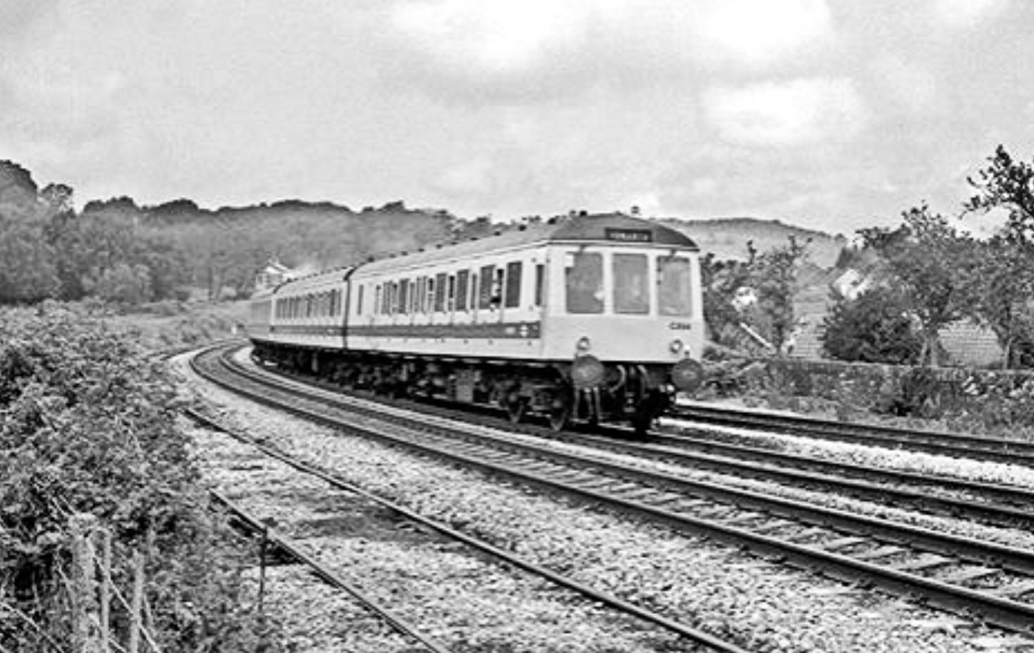 A not much photographed era when the Valleys DMUs wore a not-unattractive white livery with a blue stripe. Class 116 W51139 departing Ystrad Mynach with a Rhymney to Penarth service on Friday the 15th of August 1980. With thanks to Robert Masterman.