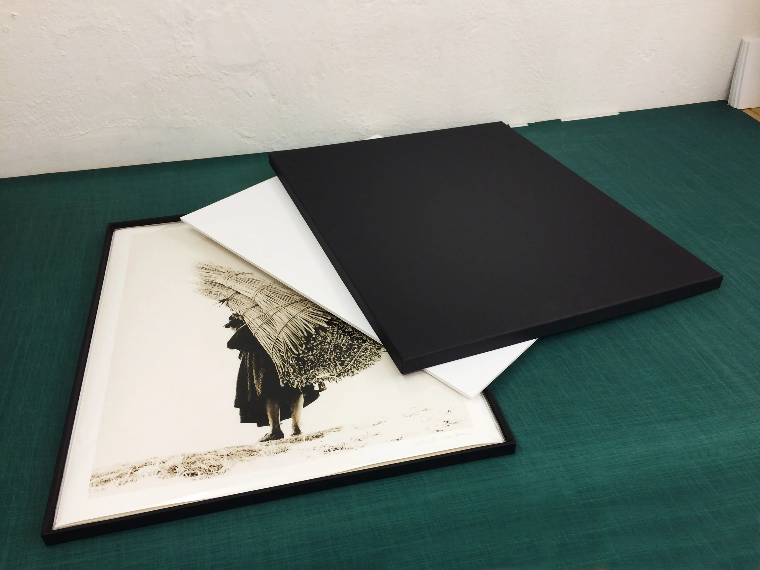 Print inside strong card print box. 5mm/0.2 inch sheet of foamboard (not visible) under sleeve. 