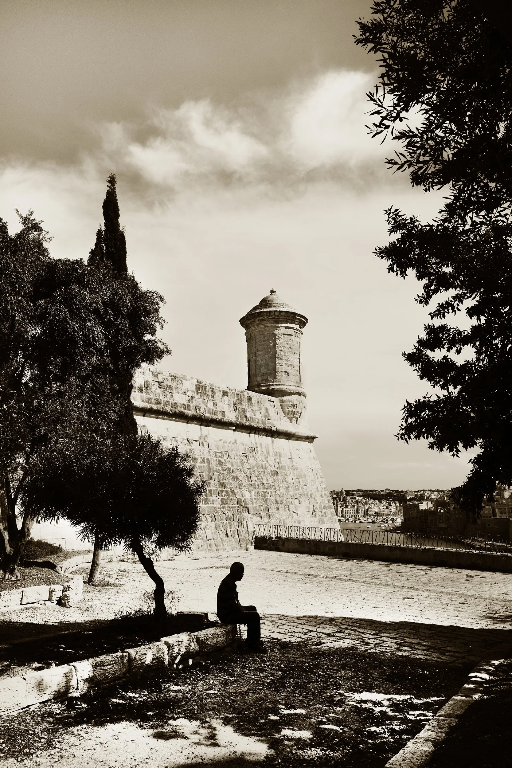 _F2A4772 5 with man.jpg