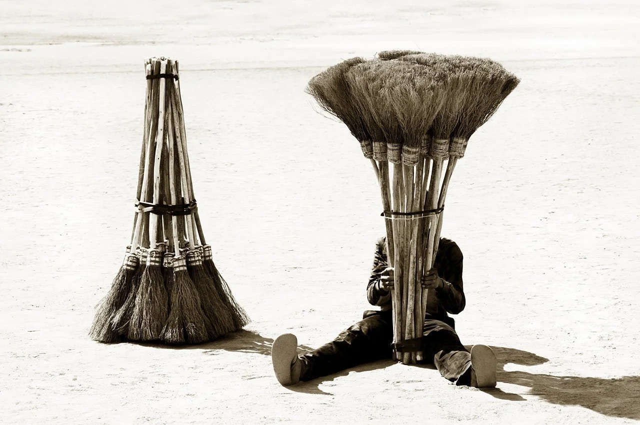 Brush Vendor