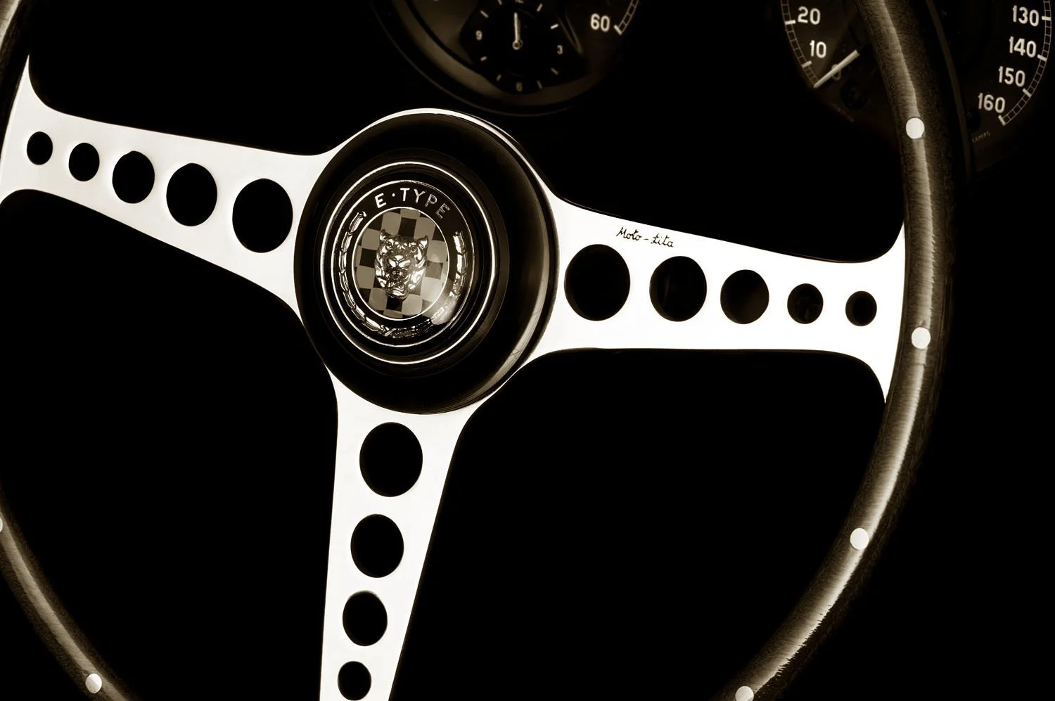 Jaguar E-Type, 1963 (steering wheel)