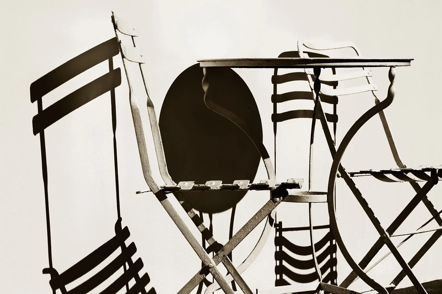 Table & Chairs