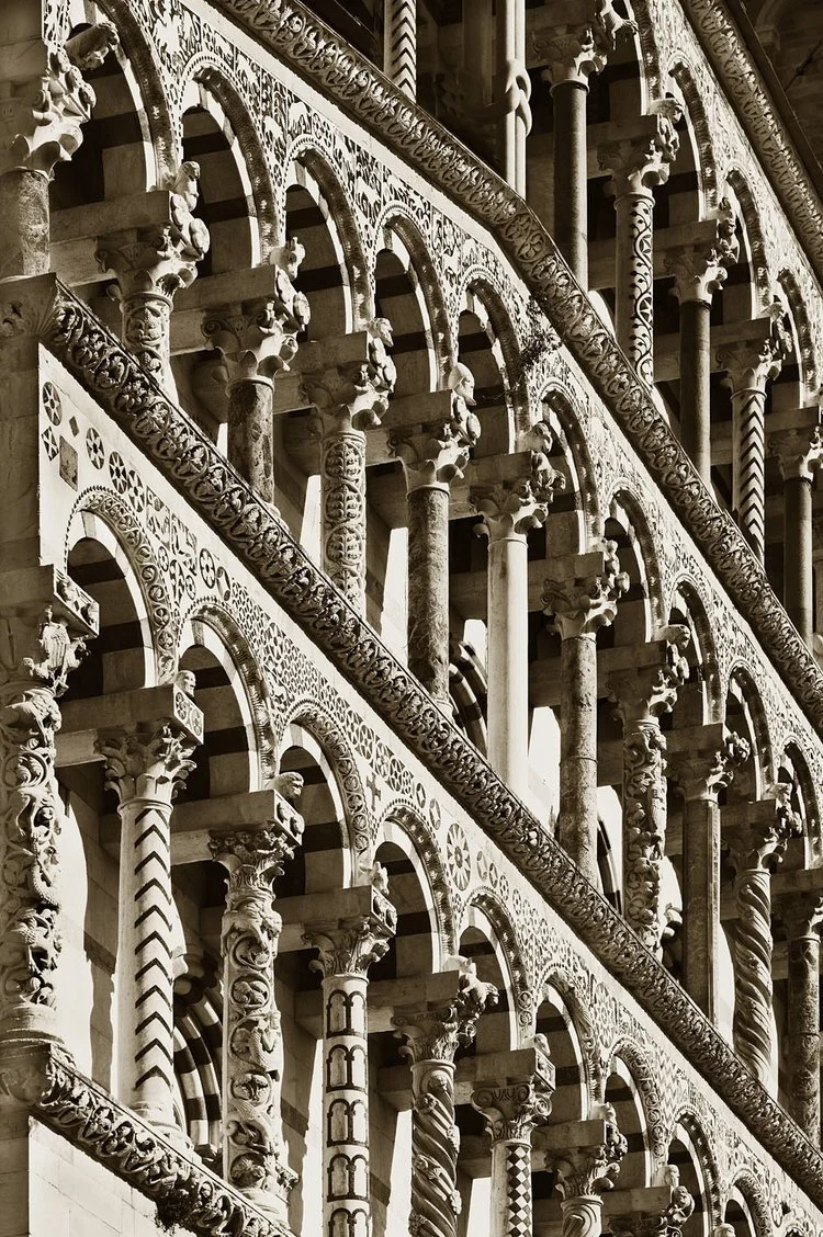 Colonnade 