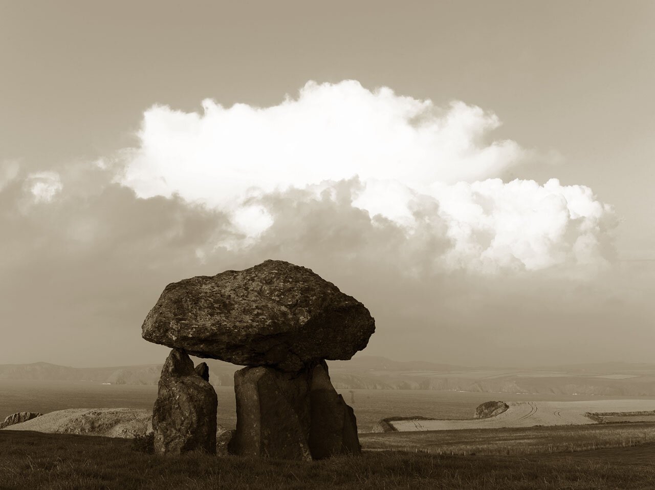 Carreg Samson 1